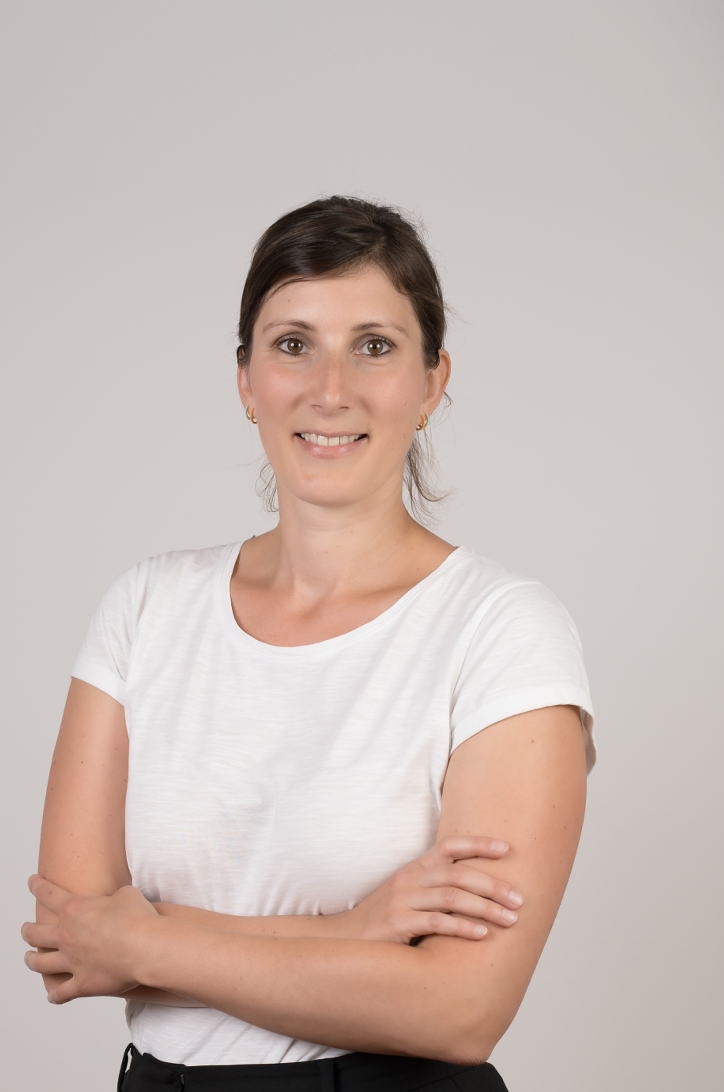 Mag. Mag. (FH) Eva-Maria SILBER