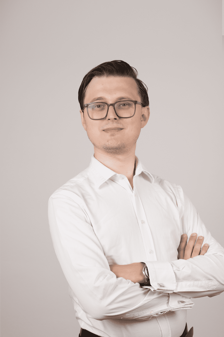 Mag. Christoph GRATZER